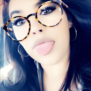 Meet your Posher, Breanna